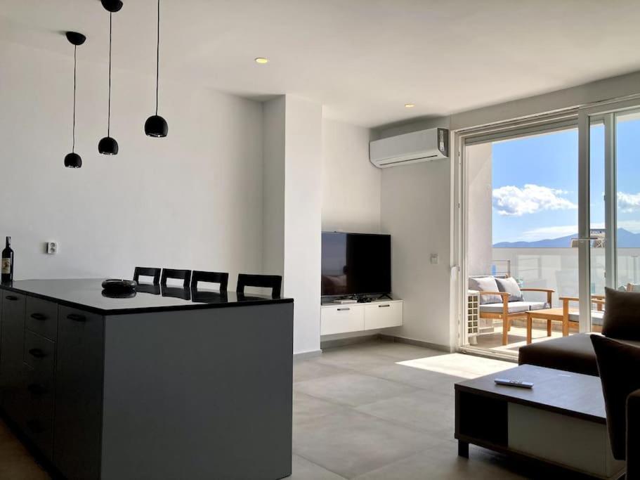 Starlight Tony Apartment