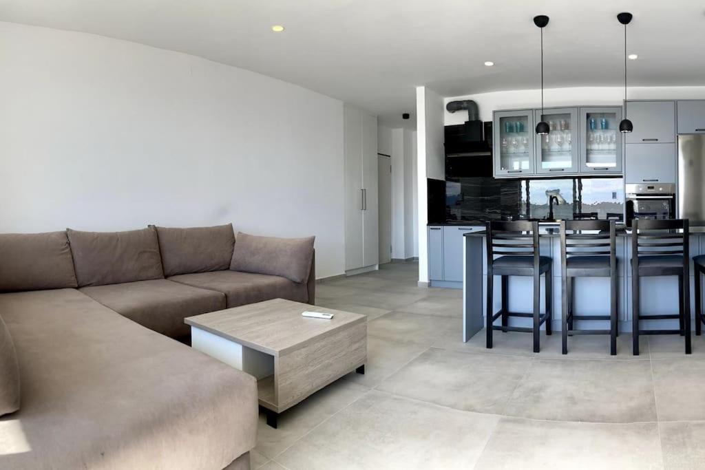 Starlight Tony Apartment *